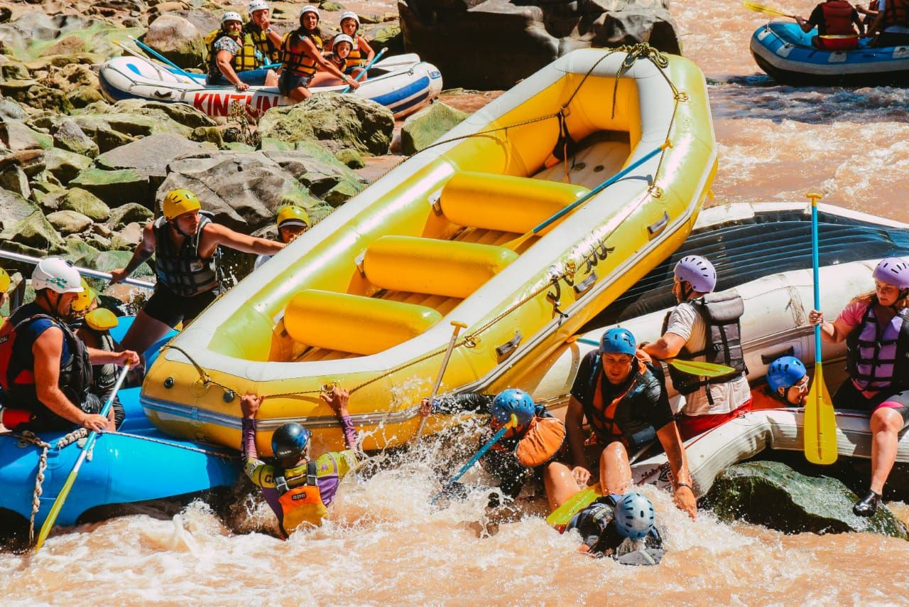Video: Turistas se accidentaron mientras hacían rafting en Valle Grande