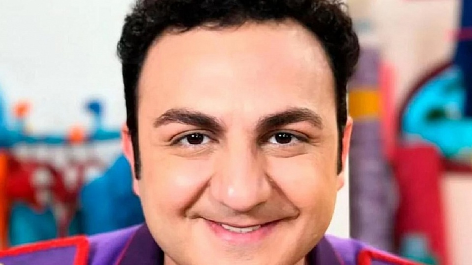 (987833)
