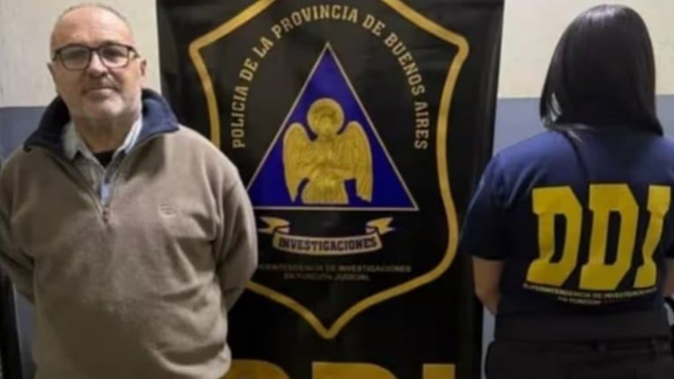 (153577)
